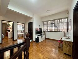 Phillips Avenue (D19), Terrace #571799461